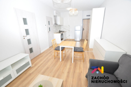 Nieruchomości Zielona Góra - Mieszkanie 2 Pok. W Apartamentowcu Ul. Nowa